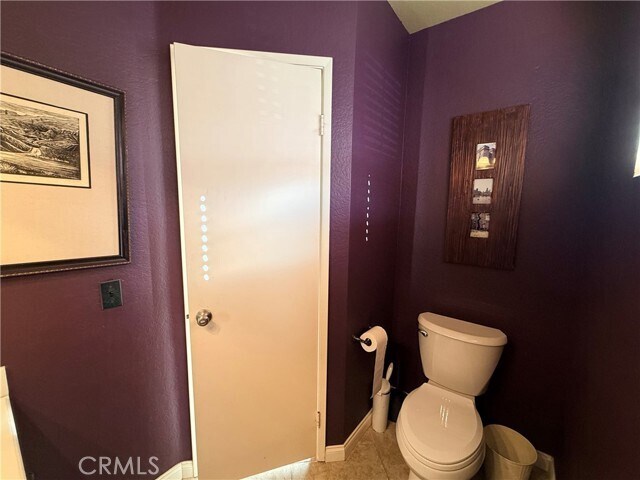 Building Photo - 24337 Val Verde Ct