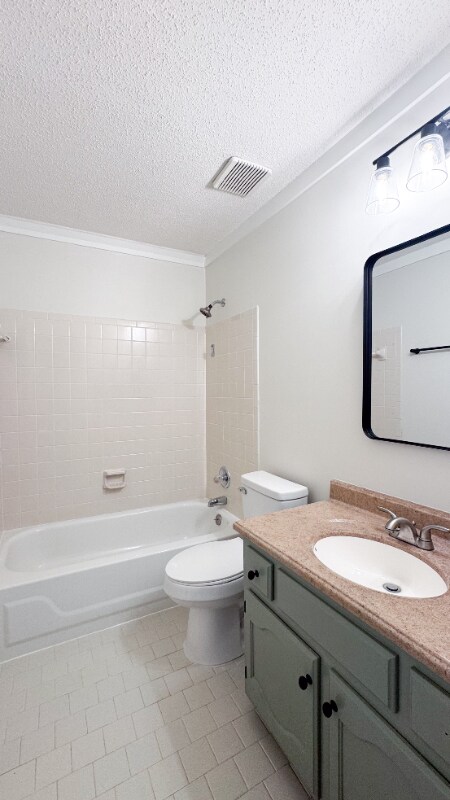 Building Photo - 6641 Blue Spruce Dr