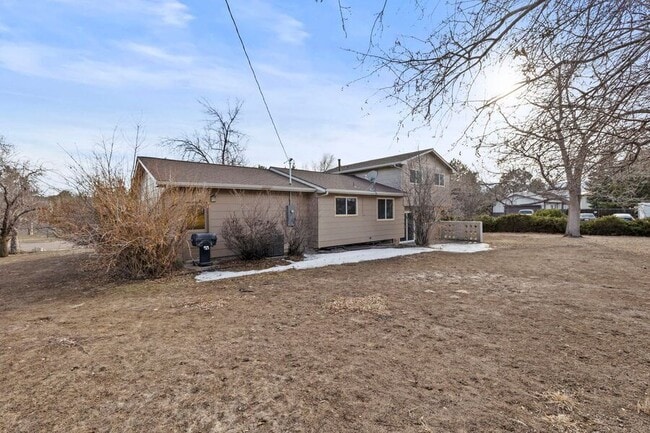 Building Photo - 1404 Imperial Rd