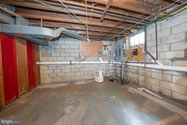 Building Photo - 538 Conestoga Rd