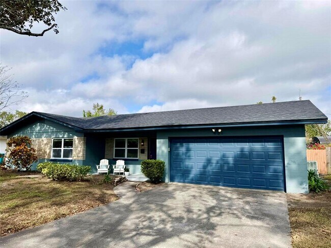 Building Photo - 431 Page St