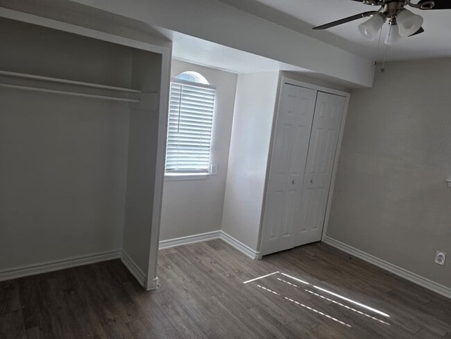 Building Photo - 2937 Laramie St