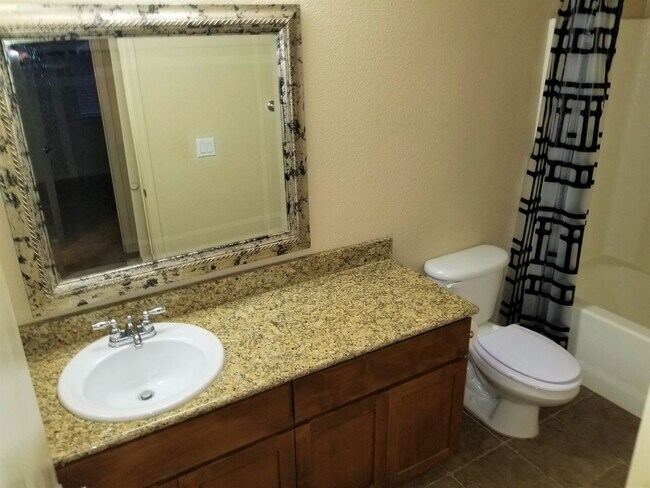 Building Photo - Upgraded West-Flagstaff Condo in the Arbors - 2 Bed, 2 Bath - NO Students & NO Pets! - Avail. NOW!!