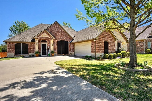 Building Photo - 3815 Sumner Ct