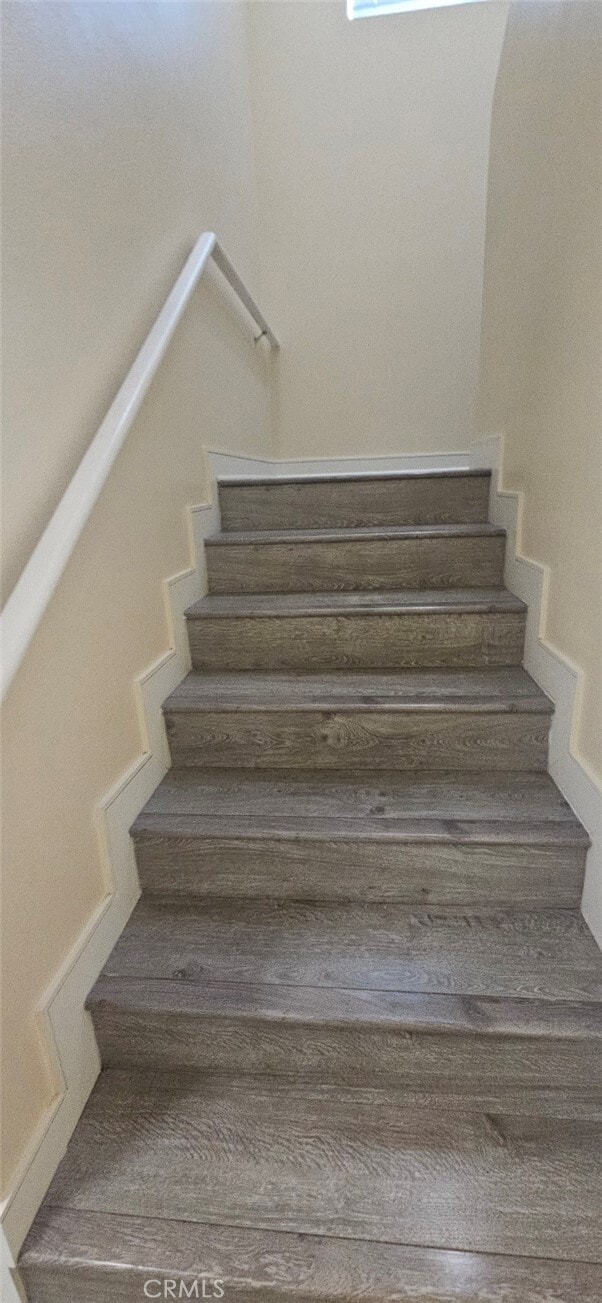 Building Photo - 1633 E 85th St