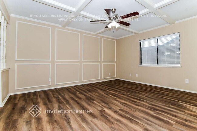 Building Photo - 8102 Kensington Dr