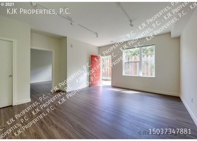 Building Photo - Winter Special: Look & Lease Within 24 Hou...