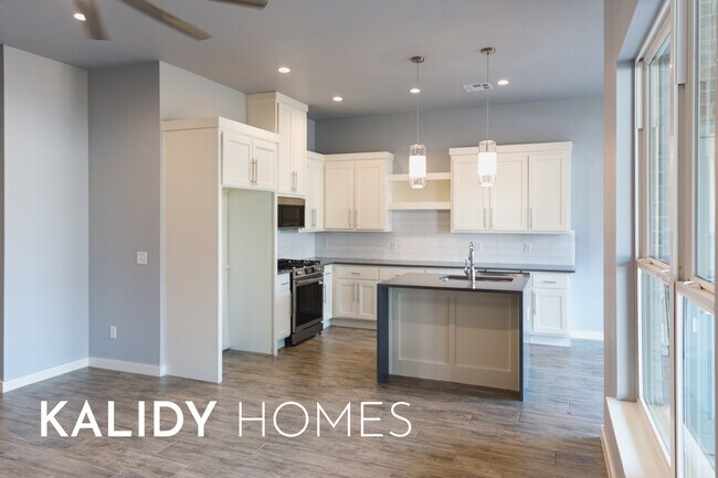 Building Photo - 504 Remington Ave