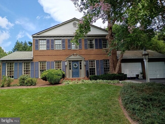 Building Photo - 1197 Meadow Green Ln