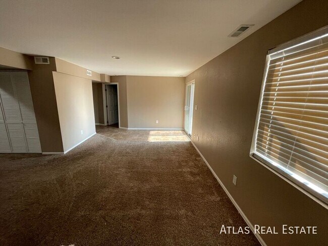 Building Photo - 4707 Laramie Sky Dr