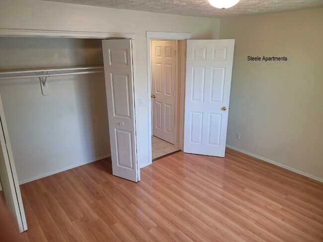 Building Photo - 807 N 45th St