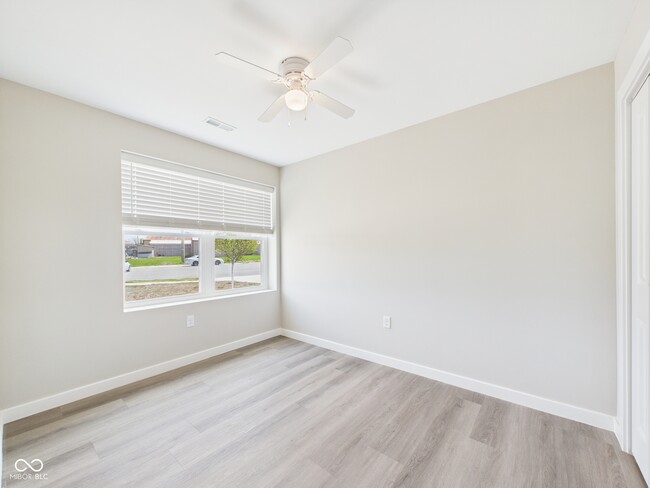 Building Photo - 9904 Bison Dr