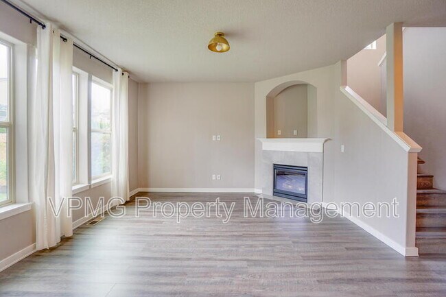 Building Photo - 7510 NE 124th Ave