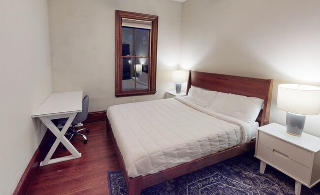 Building Photo - 9/1 No Fee! Two level 5BR/2BA near Brigham Circle, Longwood, Northeastern!