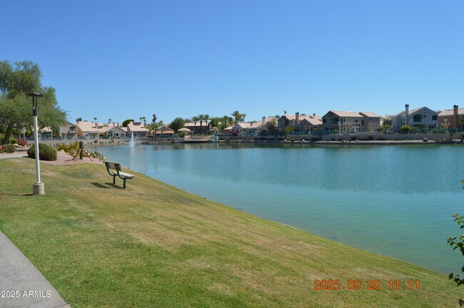Building Photo - 16013 S Desert Foothills Pkwy