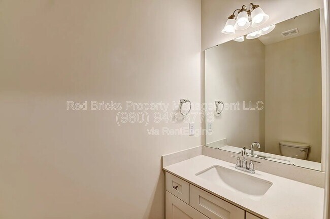 Building Photo - 4023 Black Ct