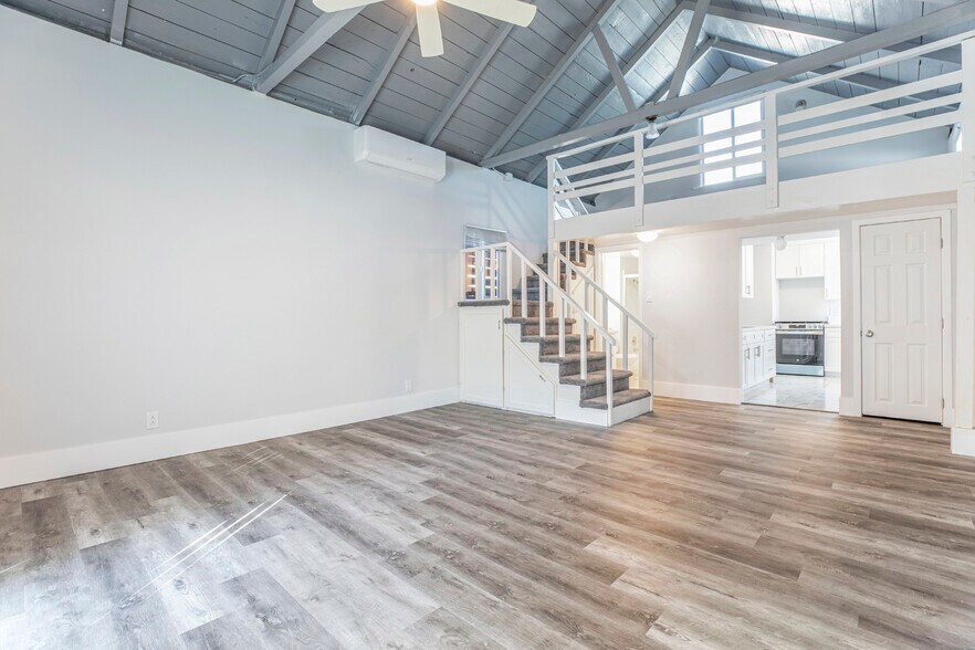 Building Photo - 7020 Greeley St