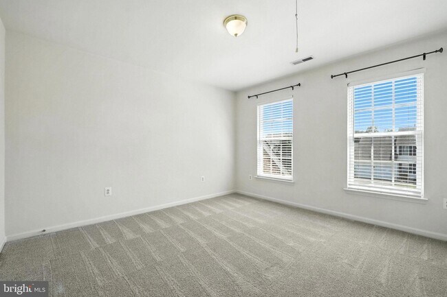 Building Photo - 9144 Big Springs Loop