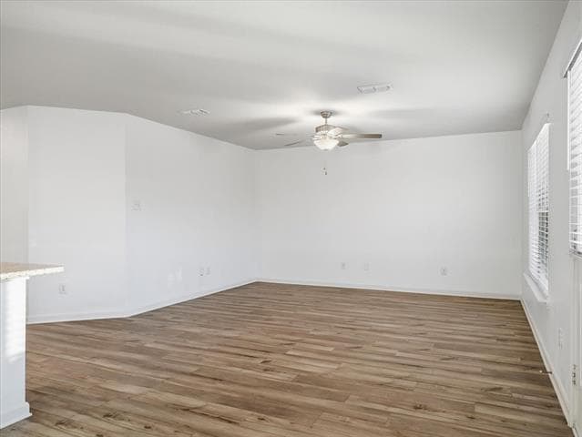 Building Photo - 3083 Chillingham Dr