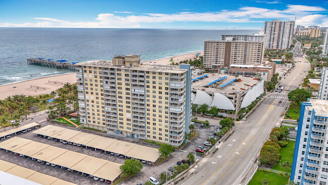 Building Photo - 305 N Pompano Beach Blvd