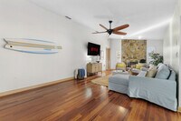 Building Photo - 9414 Laura Anne Dr