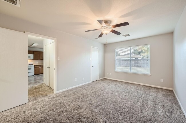 Building Photo - 6602 Fairbrook Park Ln