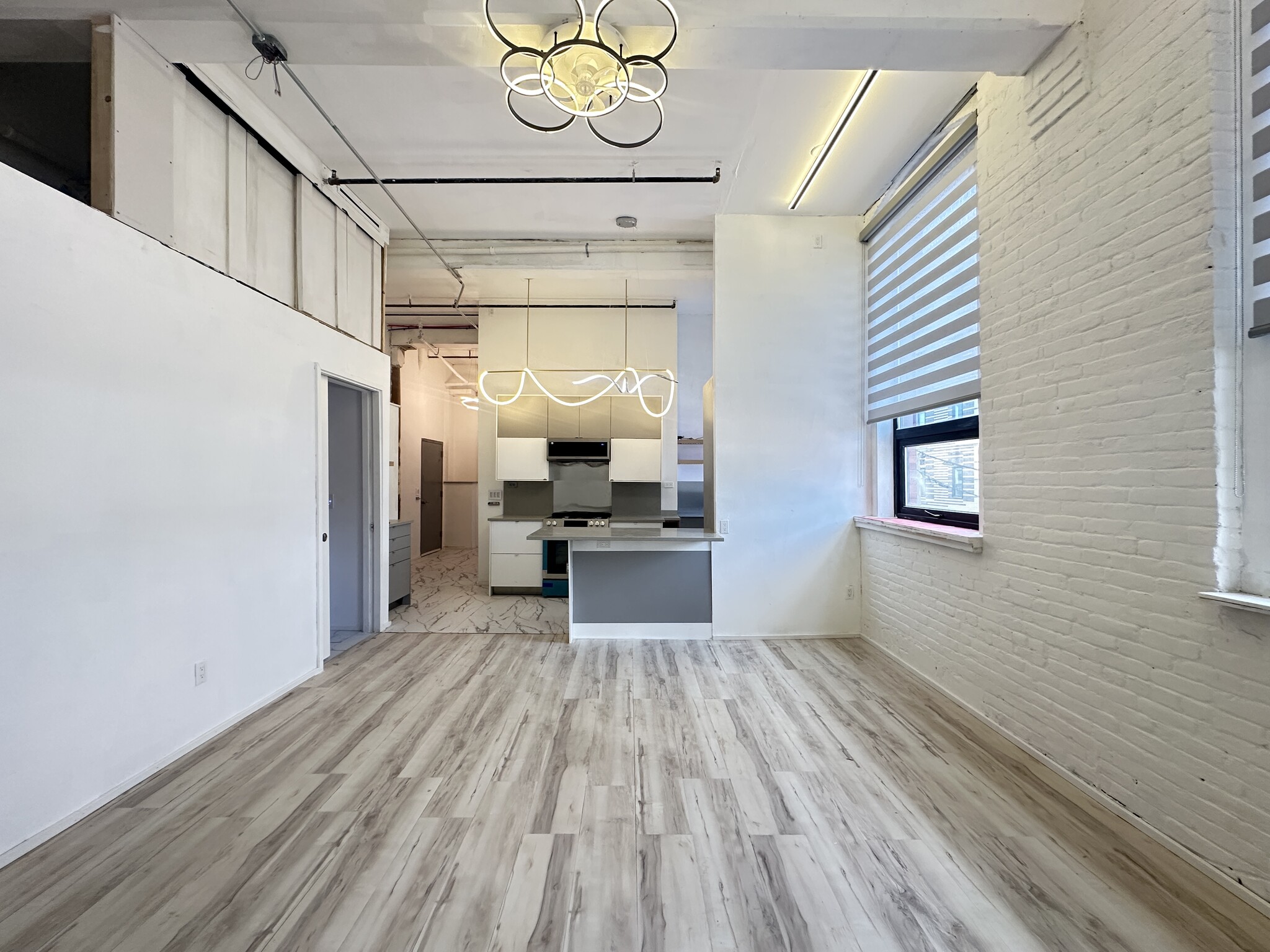 Building Photo - 109 Summer St