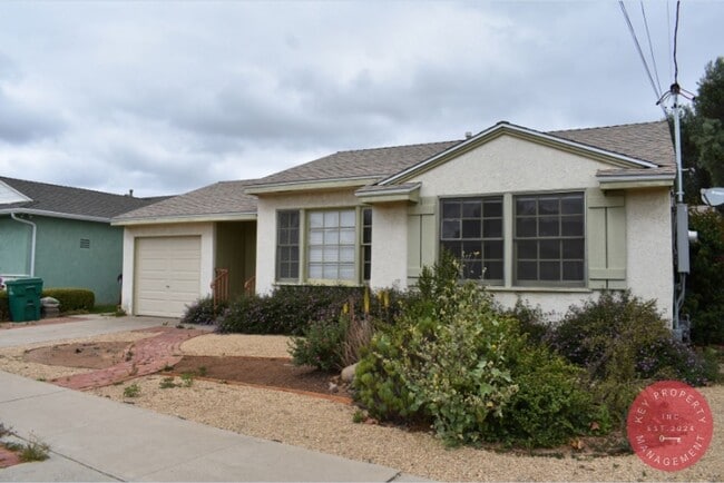 Building Photo - Grantville, Charming 4-Bedroom Home with S...