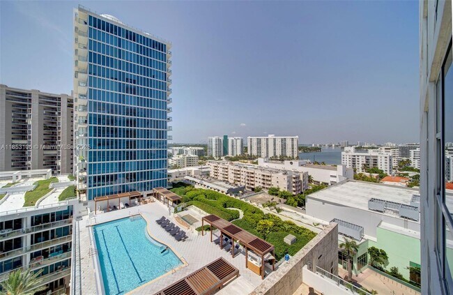 Building Photo - 6801 Collins Ave