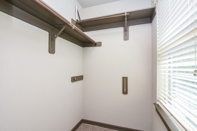 Building Photo - 78 Aventura Pl