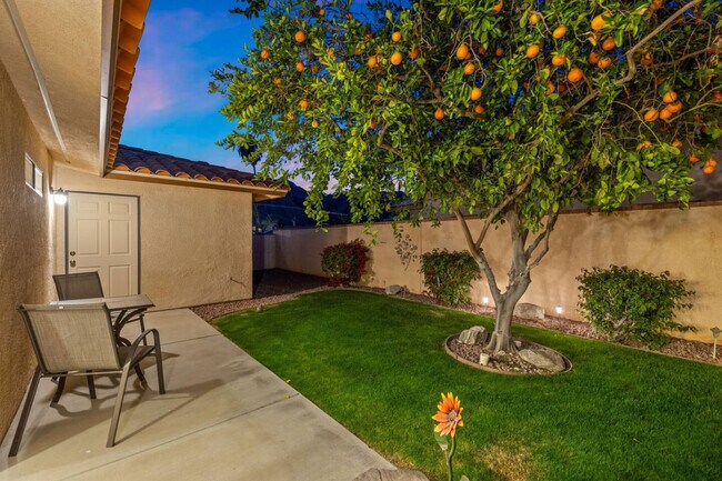 Building Photo - 53720 Avenida Carranza