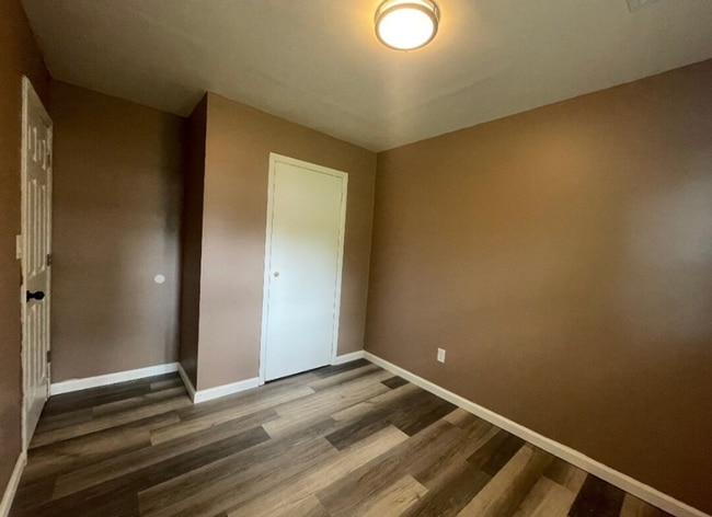 Building Photo - North End- 3 bed, 1 bath- A/O schools!