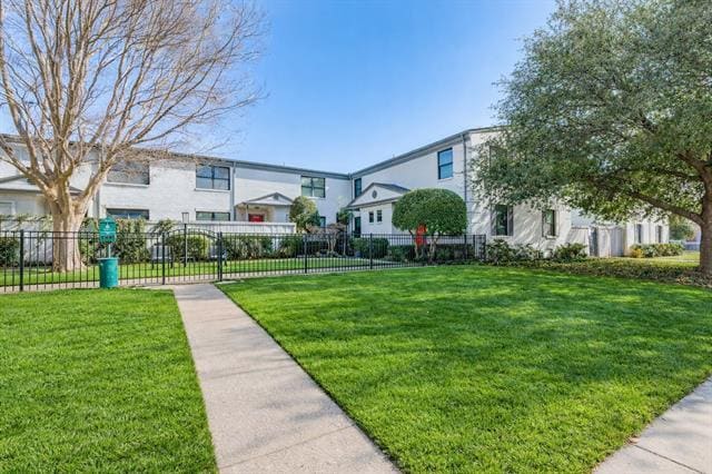 Building Photo - 4924 Lahoma St