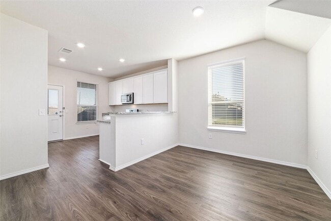 Building Photo - Beautiful HOME Katy Crossing! Fantastic Tw...