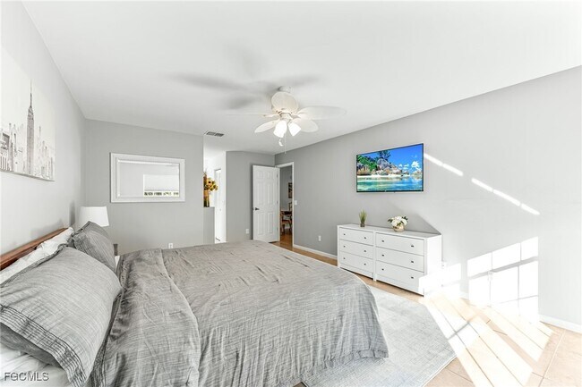 Building Photo - 8468 Grove Rd