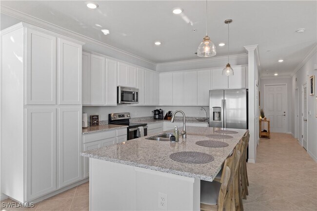 Primary Photo - 43050 Greenway Blvd