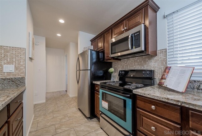 Building Photo - 4186 Mt Alifan Dr