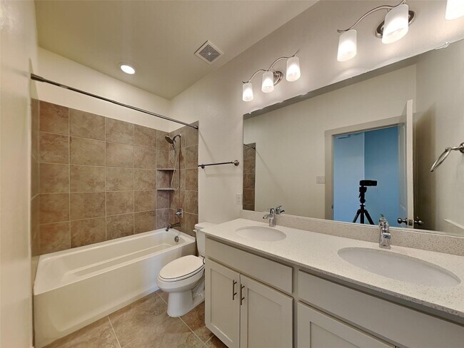 Building Photo - 7362 Sprangletop St