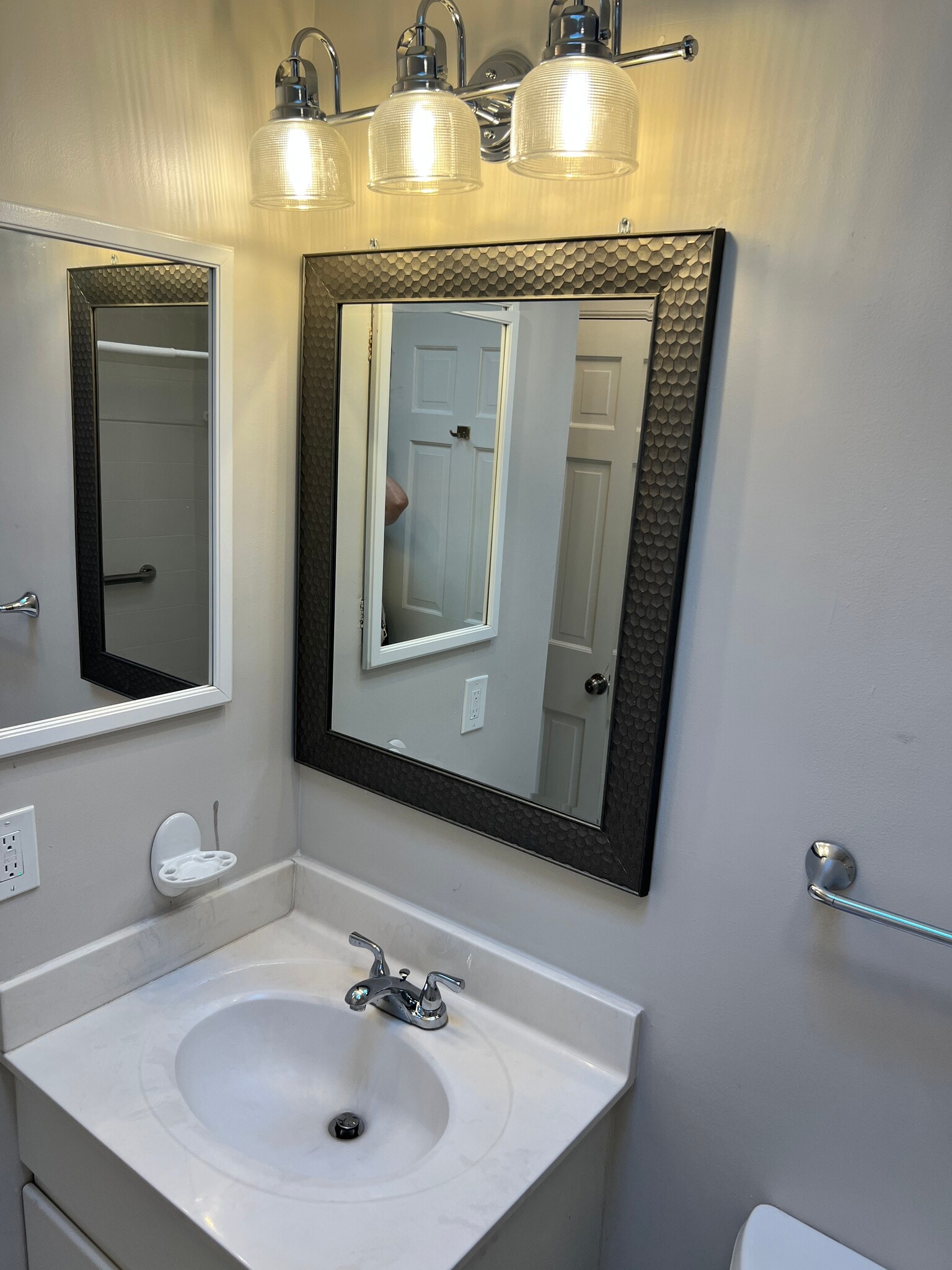 Master bath - 4820 Hampden Ln