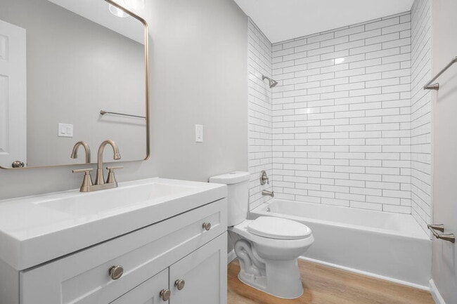 Building Photo - 226 Wolfner Dr