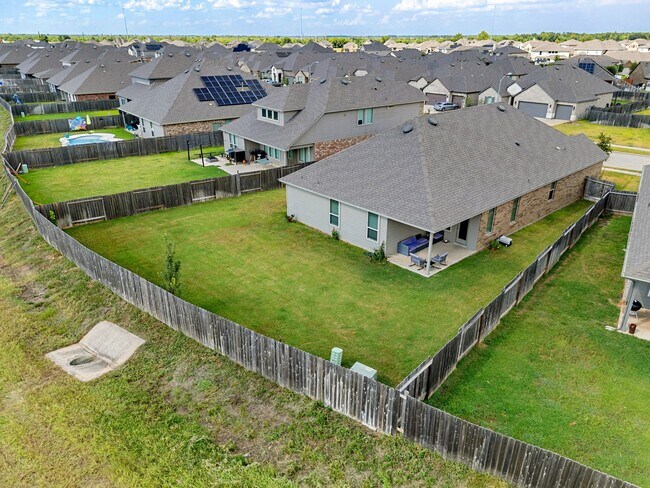 Building Photo - 31515 Casa Linda Dr