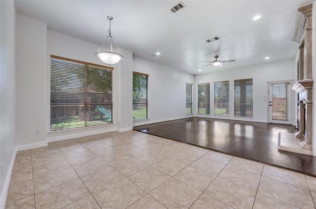 Building Photo - 2043 Loma Alta Dr
