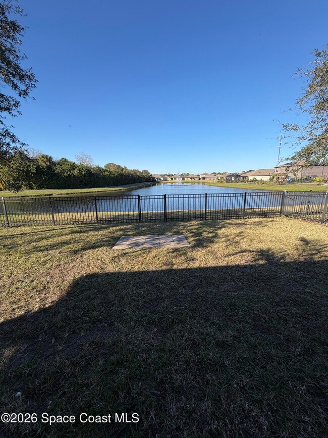 Building Photo - 1398 Mycroft Dr