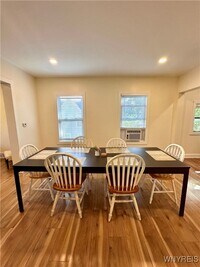 Building Photo - 408 Hoyt St