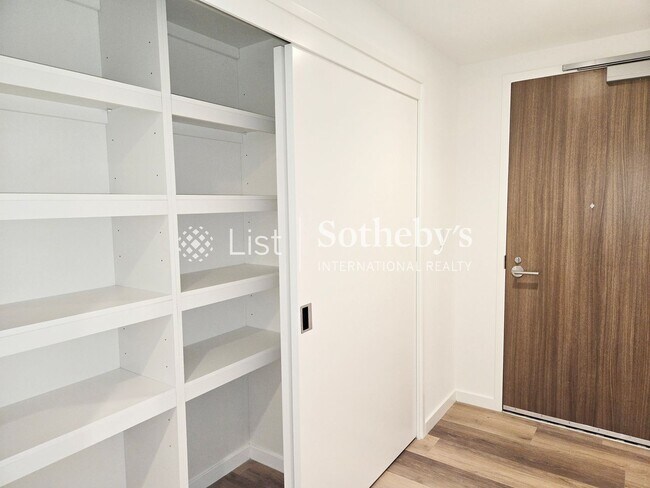 Building Photo - The Park on Keeaumoku #2919L | Honolulu, HI