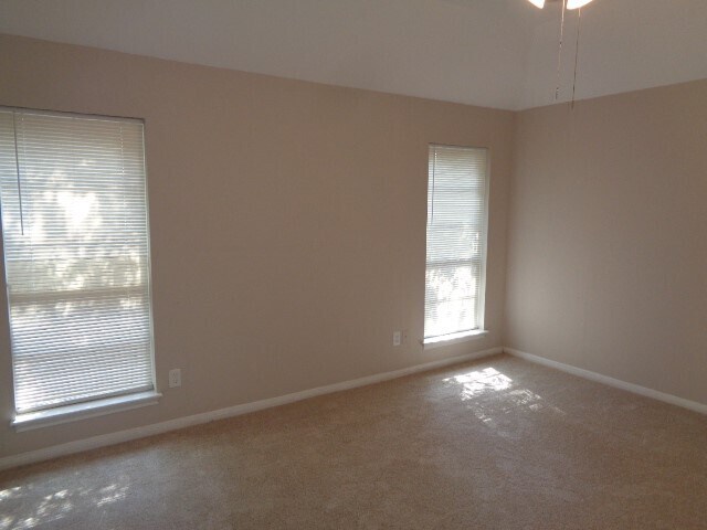 Building Photo - 12607 Big Stone Dr