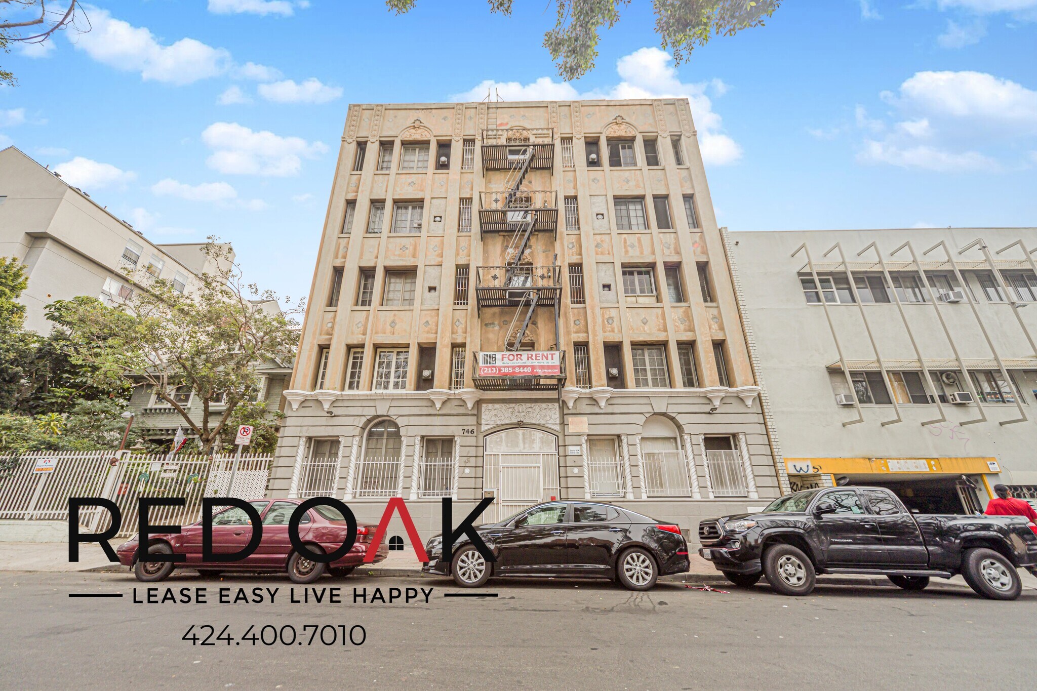 Building Photo - 746 S Coronado St