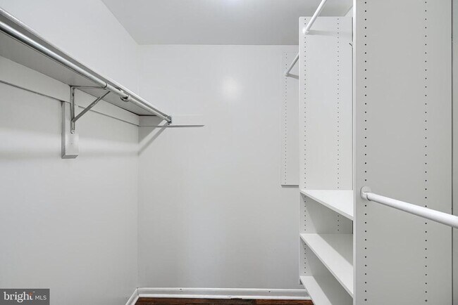 Building Photo - 123 W Barre St