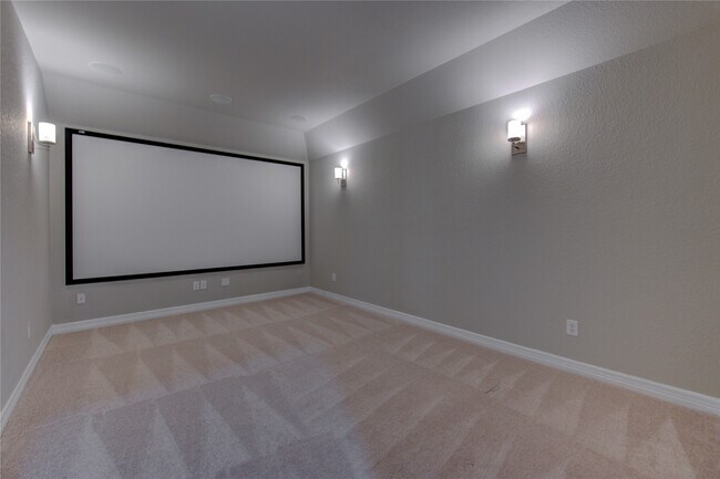 Building Photo - 28918 Woods Rose Ct