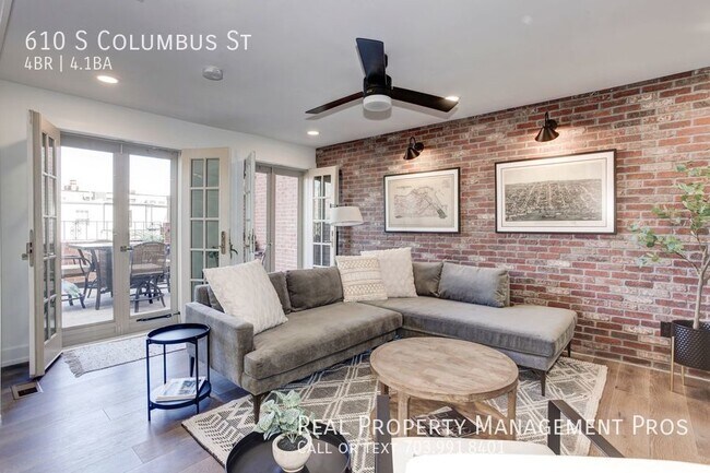 Building Photo - Stunning Corner Townhouse, Old Town Alexan...